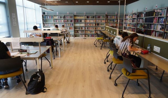 Lüleburgaz Belediyesi'nin kütüphanesine ilgi artıyor
