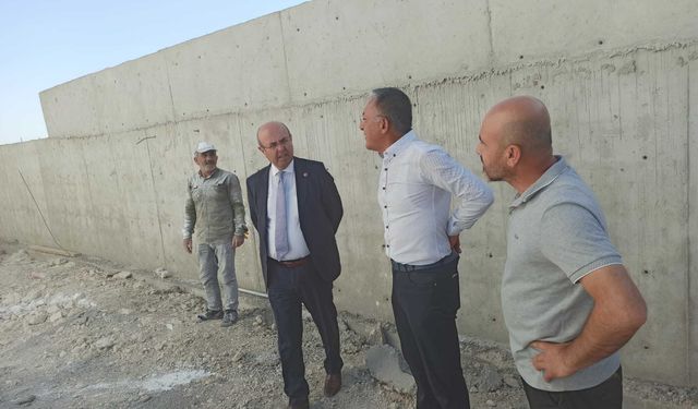 Kırşehir Belediye Başkanı Ekicioğlu, Bağbaşı Kültür Evi inşaatını inceledi
