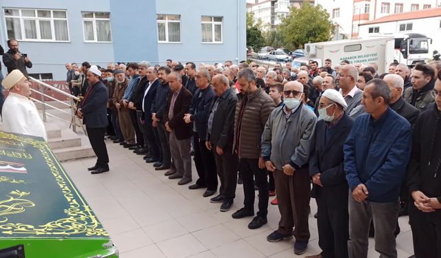 Amasra'da yaşamını yitiren madenciler için Karabük'te gıyabi cenaze namazı kılındı
