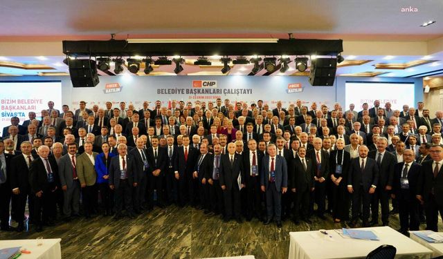 Kırşehir Belediye Başkanı Ekicioğlu, Sivas'ta CHP Belediye Başkanları Çalıştayı'na katıldı