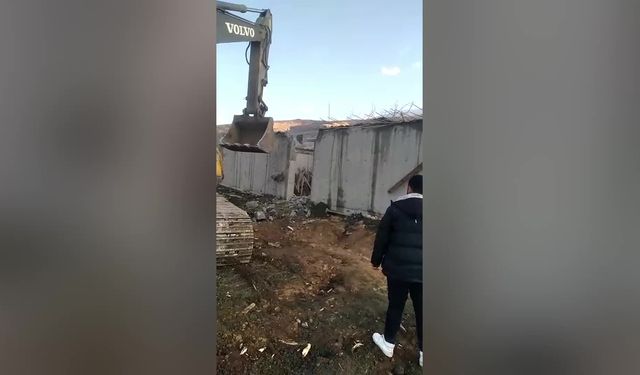 Iğdır Üniversitesi kampüsündeki su deposu inşaatında kalıp çöktü, 1 işçi enkaz altında kaldı