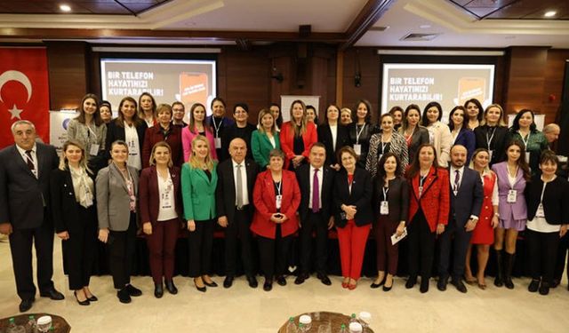 Antalya'da Kadına Yönelik Şiddetle Mücadele Çalıştayı başladı