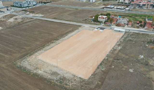 Lüleburgaz Belediyesi ağır vasıta otoparklarının yapımına sona yaklaştı