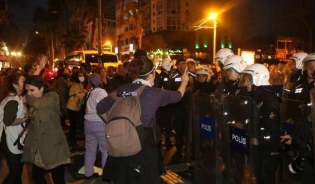 Antalya'da Feminist Gece Yürüyüşüne katılanlar yargılanıyor: Öğrenciler eyleme katıldığı için yurttan atılmıştı