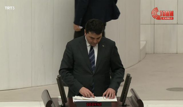 Gültekin Uysal: Kayıtsız şartsız millete ait olan egemenliğin üzerinde, kayıt da vardır, şart da vardır