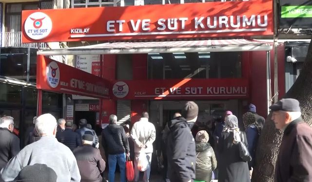 Ucuz et kuyruğundaki emekli kadının isyanı: Artık yaşamak istemiyorum, usandım bu dünyadan