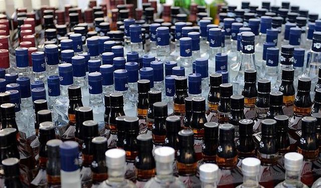 Malatya'da 4 bin 800 litre sahte içki ele geçirildi