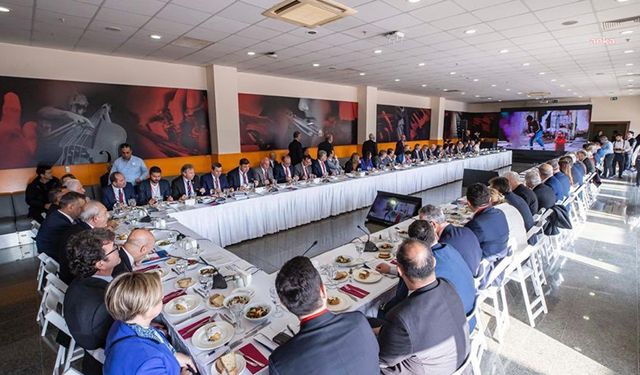 Edirne Belediye Başkanı Gürkan, Roman Çalıştayı’na Katıldı