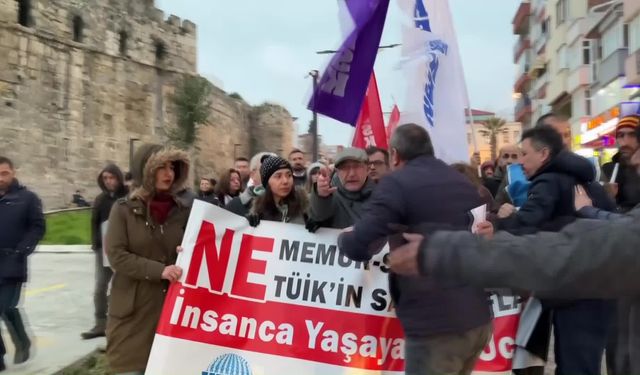 KESK'ten Sinop'ta enflasyon protestosu: İnsanın aklıyla bu kadar da dalga geçilmez