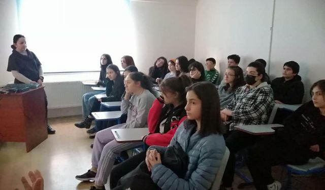 Odunpazarı Belediyesi öğrencilere hayvan sevgisini anlattı