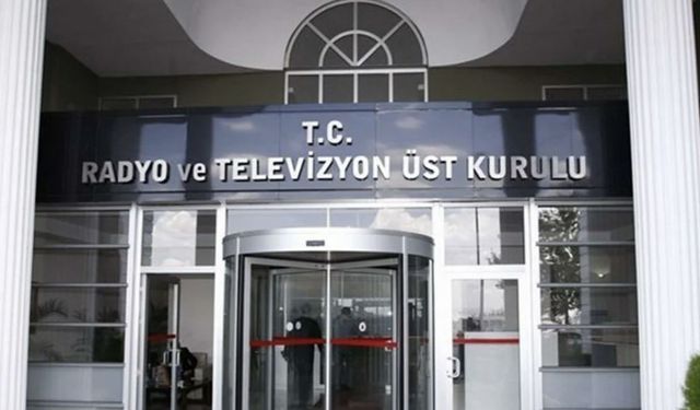 RTÜK deprem yayınlarına ceza yağdırdı: Halk TV, Tele 1 ve Fox TV'ye para ve program durdurma cezaları