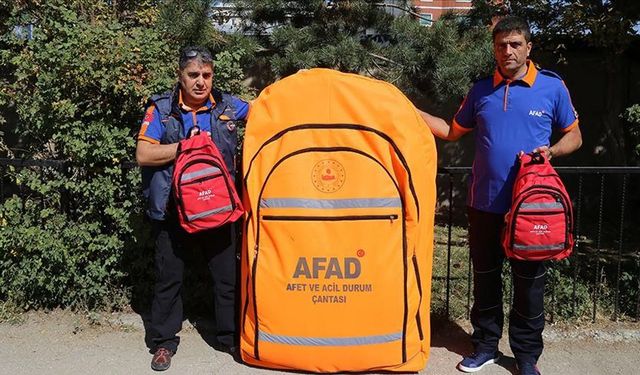 AKUT Kurucusu Çelikmen: Deprem çantası ayağınızda bir prangadır