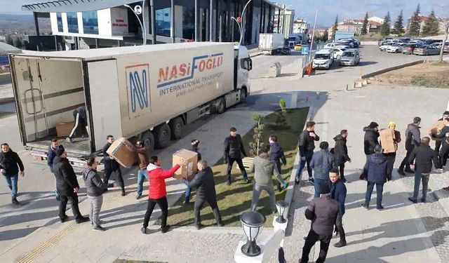 Edirne'den yardımlar, deprem bölgesine doğru yola çıktı