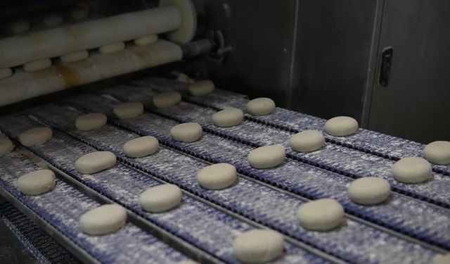 Tarsus Belediyesi Halk Ekmek Fırını’nda üretilen ekmeklerin tümü deprem bölgesine gönderiliyor
