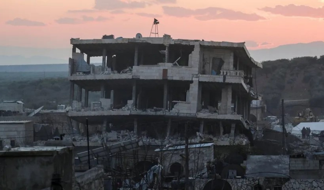 Hatay depremleri Suriye’de yıkıma sebep oldu: En az 470 yaralı