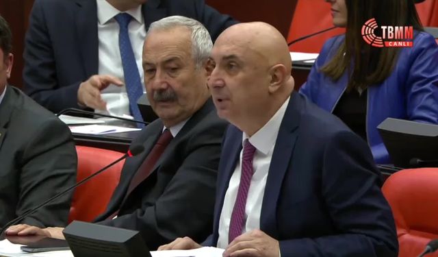 Engin Özkoç'tan '1 Mart Tezkeresi' çağrısı