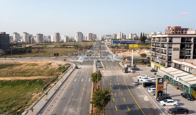 Mersin Büyükşehir, kentin 3. kanalize kavşağını açtı