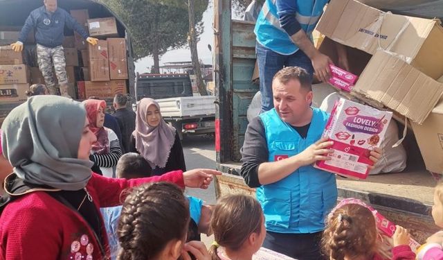 Manisa'dan afet bölgelerindeki çocuklara hediyeler