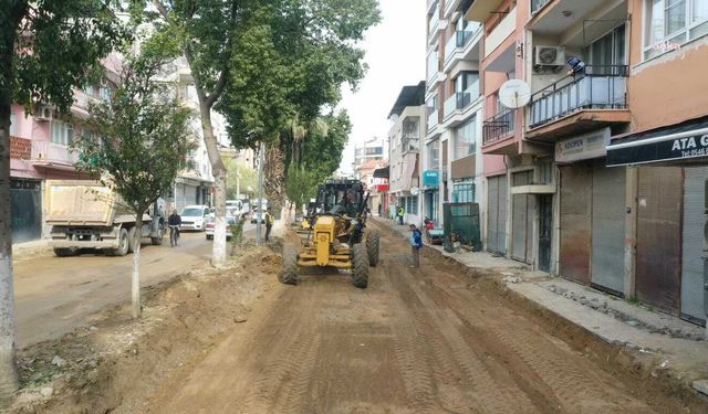 Aydın Büyükşehir Belediyesi Germencik’in yollarını yeniliyor