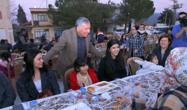 Honaz Belediyesi’nin iftar sofrası Kocabaş’ta kuruldu
