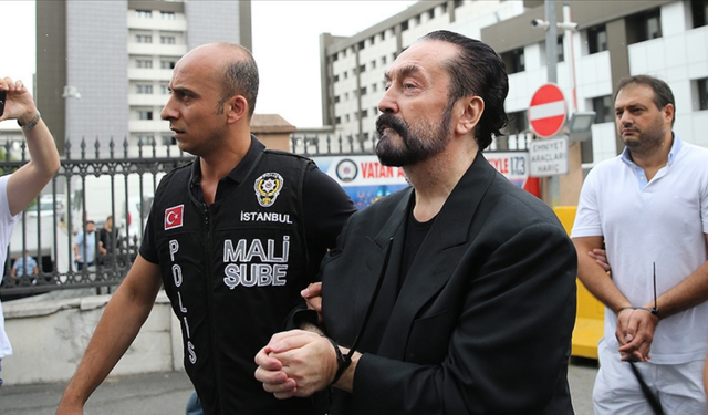 Adnan Oktar davasında dört kişiye tahliye