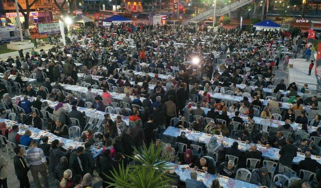 Aydın Büyükşehir Belediyesi, iftar programlarına devam ediyor
