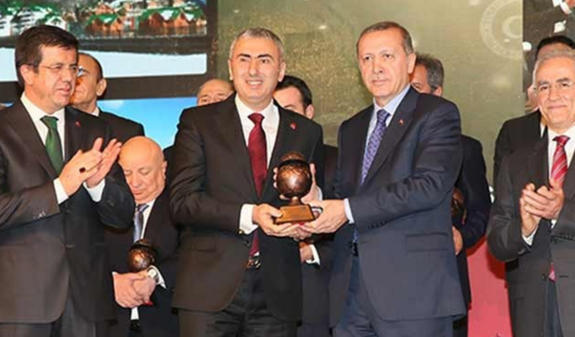 Gazeteci Ağırel: "Sahte belgelerle milyarlarca lira ihale alanlar..."