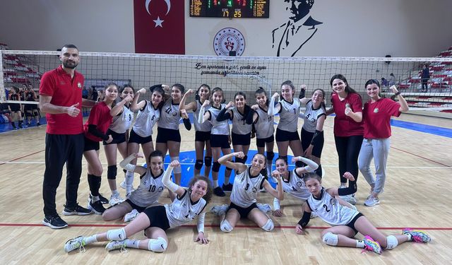 Boyüzük Belediyesi Midi Kız Voleybol Takımı, 2. kez Türkiye’nin en iyi 32 takımı arasında
