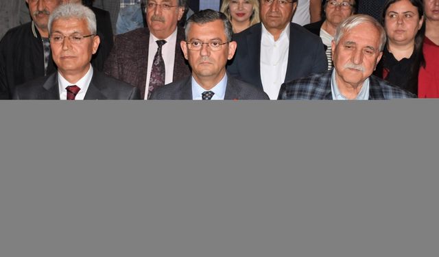 CHP Grup Başkanvekili Özel, Aksaray'da milletvekili aday tanıtımına katıldı