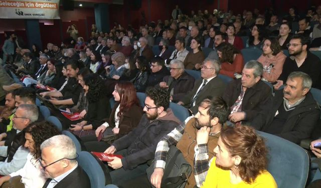 Emek Partisi milletvekili adaylarını tanıttı