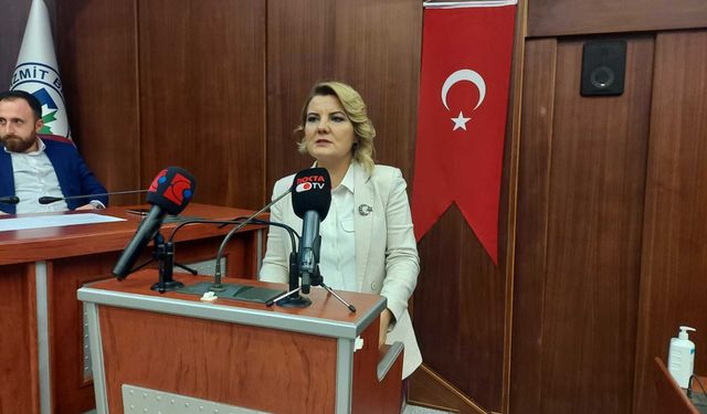 İzmit Belediye Başkanı Hürriyet, 2022 yılı faaliyetlerini anlattı 