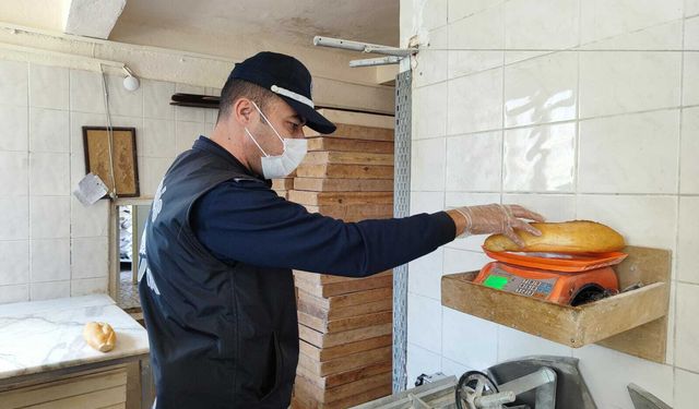 Marmaris Belediyesi zabıta ekiplerinden fırın denetimi