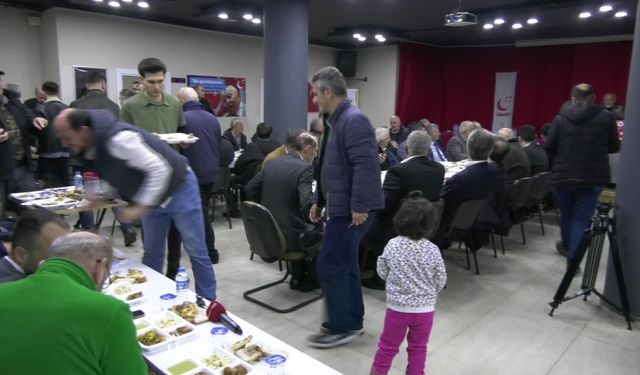 Millet İttifakı'nın Rize milletvekili adayları Saadet Partisi'nin iftarında bir araya geldi