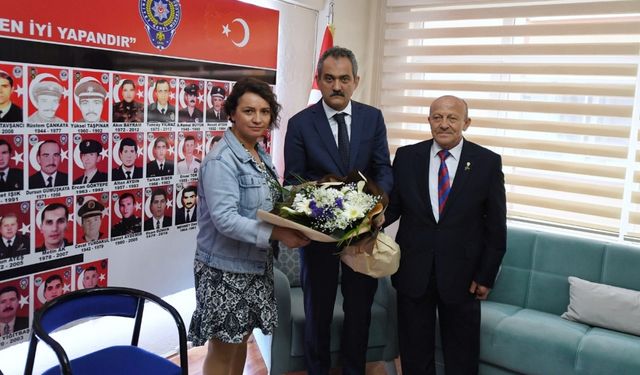 Milli Eğitim Bakanı Özer, Ordu'da şehit ve gazi derneklerini ziyaret etti:
