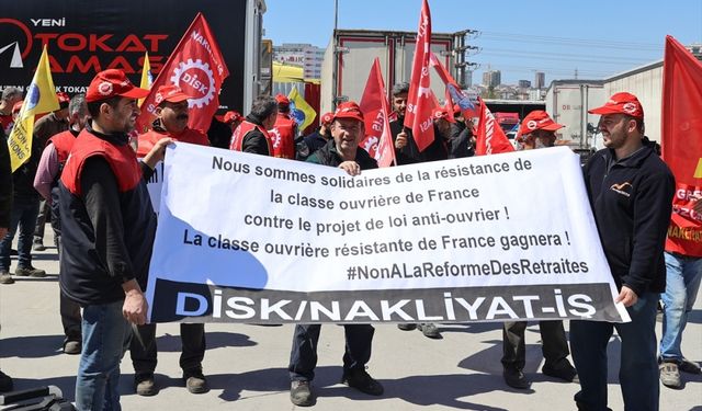 Nakliyat-İş Sendikasından Fransa'daki emeklilik reformu karşıtı greve destek
