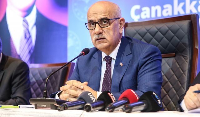 Tarım ve Orman Bakanı Kirişci, Çanakkale'de tarım sektörü temsilcileriyle buluştu: