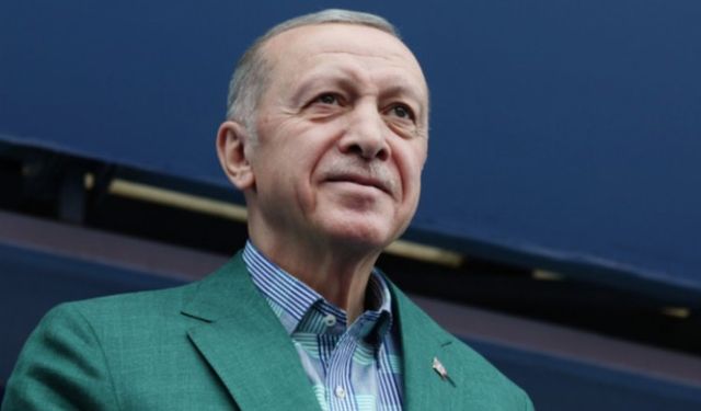 2024'te de itibardan tasarruf olmayacak: Erdoğan'ın maaşı 183 bin TL'ye çıkıyor