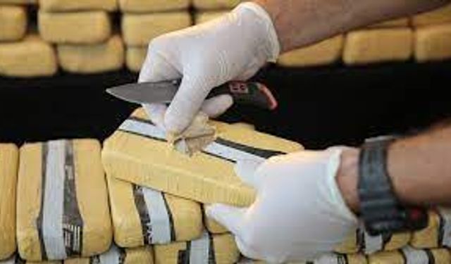 Bitlis'te 10 kilo 200 gram sentetik uyuşturucu ele geçirildi