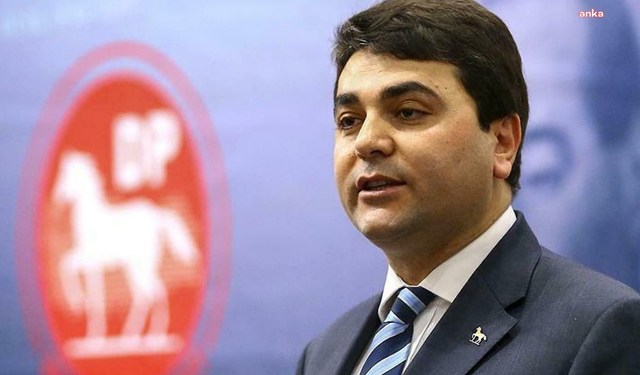 Demokrat Parti Genel Başkanı Uysal, İzmir Büyükşehir Belediye Başkan adayını tanıttı