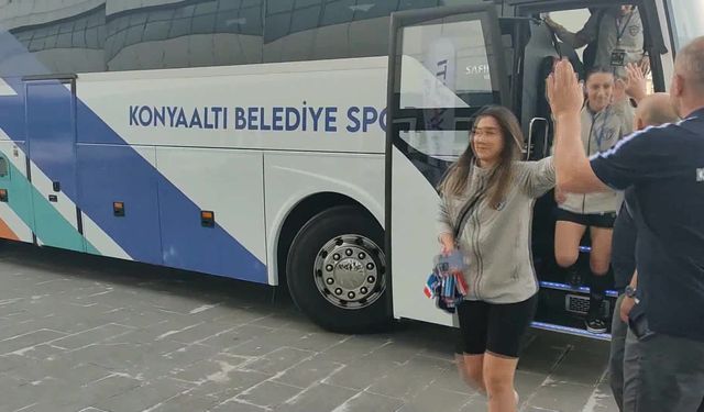 Konyaaltı Belediyesi Sk Kadın Hentbol Takımı, Avrupa şampiyonu oldu