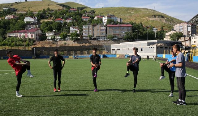 Bitlisli şampiyon atlet, Kudüs'te madalya kazanmak için günde 20 kilometre koşuyor