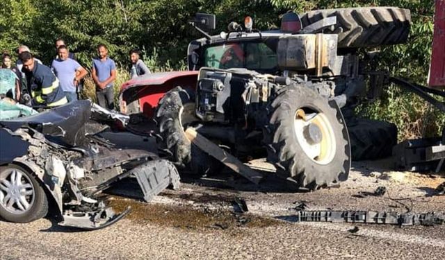 Eskişehir'de traktörle çarpışan otomobilin sürücüsü öldü