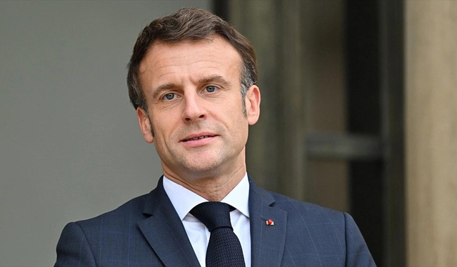 Macron, referanduma gidiş sürecini "kolaylaştırmak" istiyor