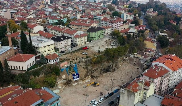 1326 Bursa’sı Hisar’da ortaya çıkıyor