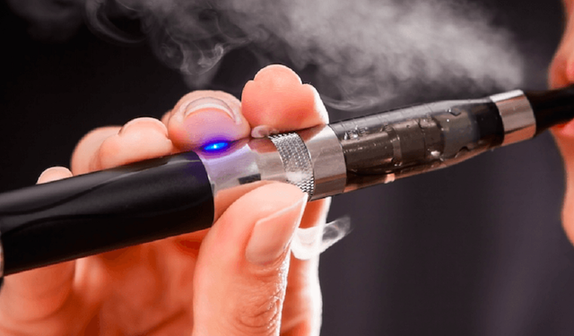 Elektronik sigara kullanan gençlerin solunum yolu hastalıklarına yakalanma riski artıyor