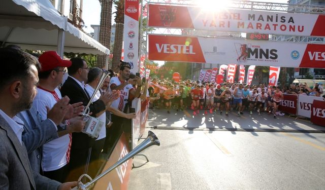 2. Uluslararası Vestel Manisa Yarı Maratonu koşuldu