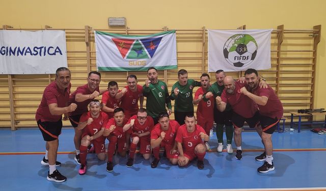 Down Sendromlu Futsal Milli Takımı, yarı finalde