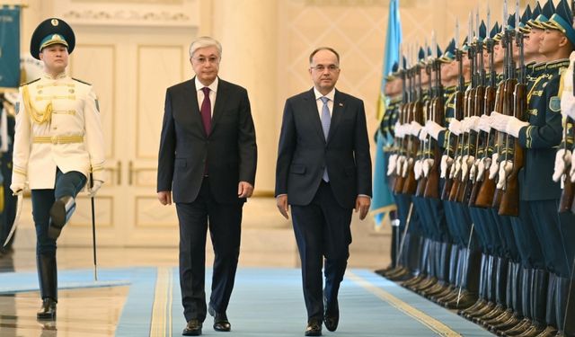 Arnavutluk Cumhurbaşkanı Begay, ikili ilişkileri derinleştirmek için Kazakistan'da