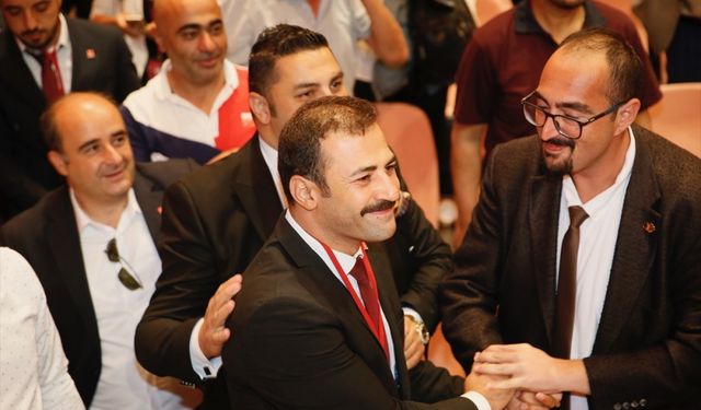 CHP'nin Eskişehir İl Başkanı Talat Yalaz oldu