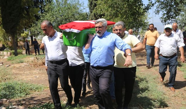 Eski Milletvekili Memet Pürdeloğlu, Hatay'da son yolculuğuna uğurlandı